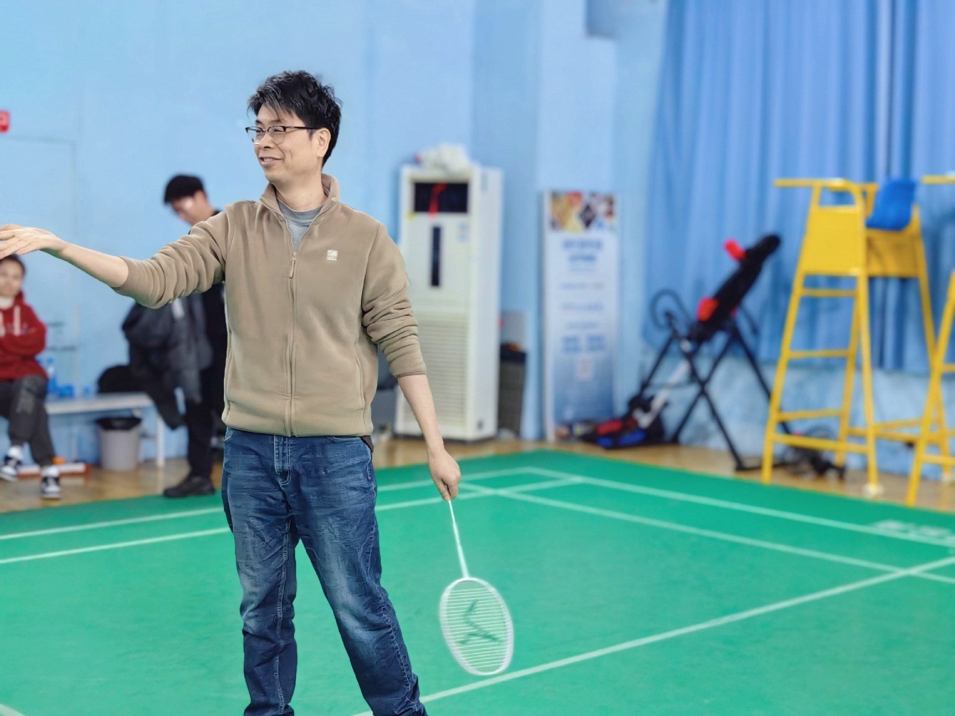 賽帕埃惜羽毛球單打現(xiàn)場(chǎng)